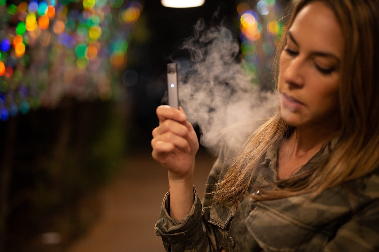 Vape vs. Smoking: Why is vape a better choice? Vape vs. Smoking: Why is vape a better choice?